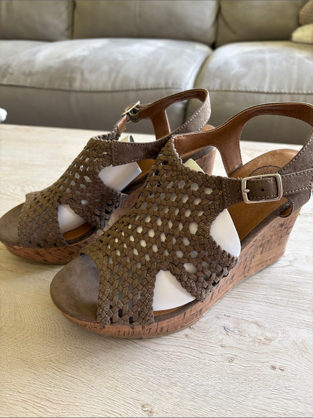 SO Authentic American Heritage Taupe Woven Cork Wedge Sandals Size 8M Boho